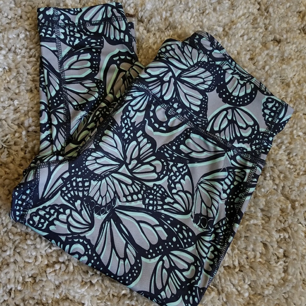 Butterfly workout leggings